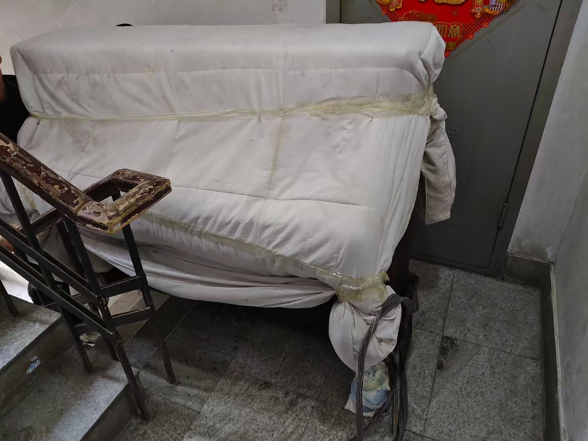 青岛搬家搬运钢琴注意事项